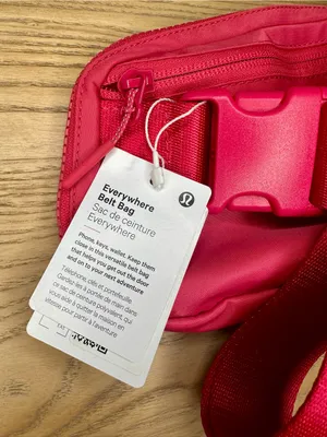 NWT Lululemon Athletica Everywhere Belt Bag 1L Fuchsia Pink thumbnail 8