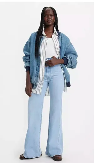 NWT Levi's Women's Ribcage Bell Bottom Jeans 31X32 thumbnail 1