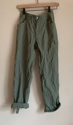 Columbia Olive Green Women's Cargo Pants Size Small Bottoms Outdoor Clothing thumbnail 1