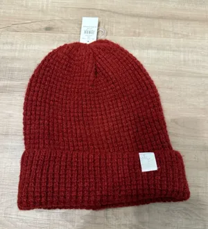 Offline by Aerie Beanie, NWT! thumbnail 1