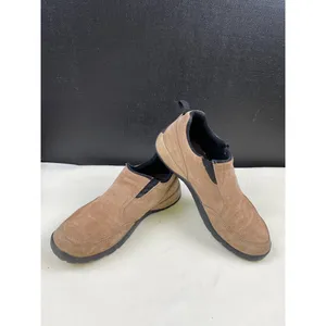 Cabelas Women's Tan Suede Slip on Shoes/ Loafers Size 8 SKU 4979 thumbnail 3