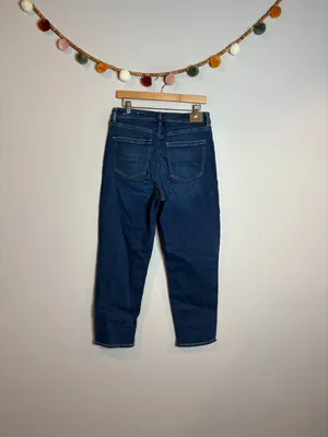 American Eagle dark wash Mom Jeans thumbnail 3