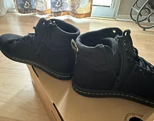 Rozarya Dr Martens thumbnail 4