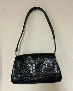 Vintage Liz Claiborne Black Vinyl Purse w front snap closure thumbnail 1
