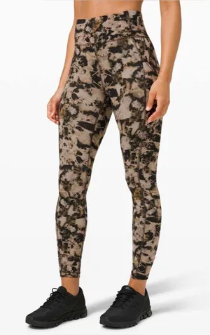 Lululemon Invigorate High Rise Tight 25" Size 4 thumbnail 1