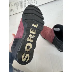 SOREL Leather Wedge Bootie Women 7.5 Red Black Hidden Heeled Joan of Arctic Boot thumbnail 2
