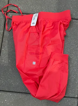 NWT Butter-Soft Stretch Cargo Scrub Joggers XL thumbnail 4
