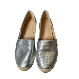 Kate‎ Spade Gianna perforated silver espadrilles sz 7.5 thumbnail 2