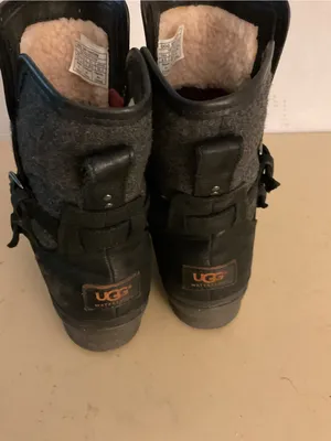 UGG women Black Leather and Gray Wool Moto simmens Boots US 8.5 thumbnail 11