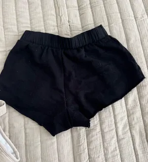 All Yoga Shorts Alo thumbnail 2