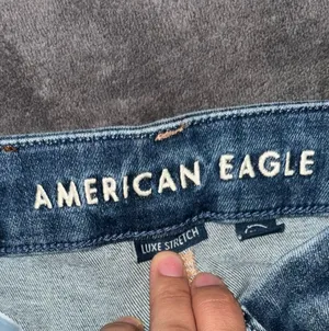 American Eagle Jeans thumbnail 3