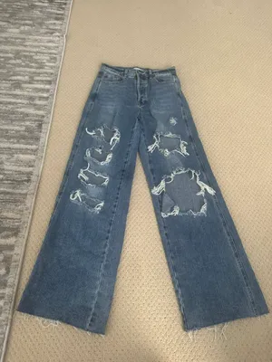 PacSun Highwaisted Jeans thumbnail 1