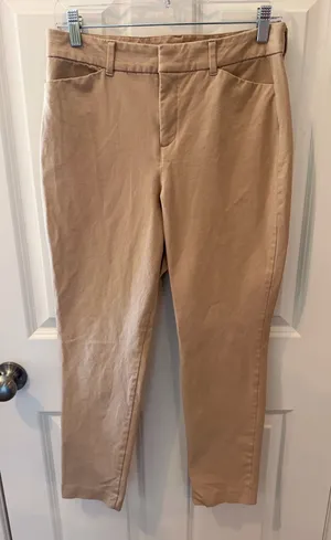 Old Navy Tan High Rise Pixie Pants Size 8 thumbnail 1