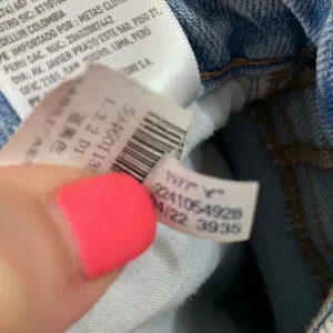 American Eagle Strigid Mom Light Wash High Rise Straight leg Jeans thumbnail 6