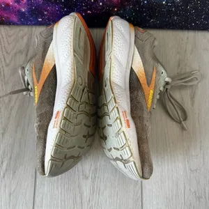 Brooks Ghost 16 Womens Size 7.5 White Orange Athletic Running Shoes‎ Sneakers thumbnail 5