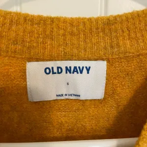 NWOT | Old Navy‎ women’s soft knit deep yellow sweater — small thumbnail 4