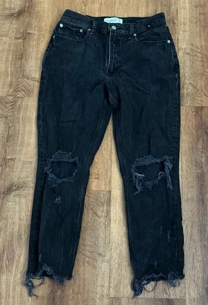 Abercrombie and Fitch High Rise Mom Jeans Black Distressed Women’s 6/28 thumbnail 1