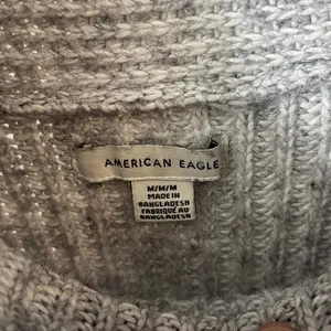 FINAL PRICE American Eagle Outfitters Two-Tone Gray Turtleneck Sweater thumbnail 2