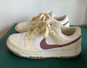 Nike Jordan 1 Low Women’s thumbnail 2