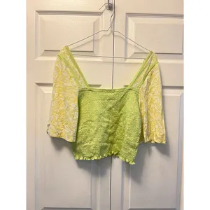 Free People Marigold Smocked Crop Top Key‎ Lime Green SS Size Large NWT thumbnail 4