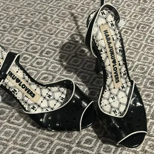 Harajuku 5" Heels Heart Stamped Size 6‎ thumbnail 3