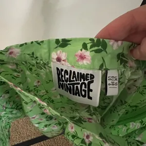Reclaimed Vintage - ASOS Green Two Piece Floral Skirt Set thumbnail 5