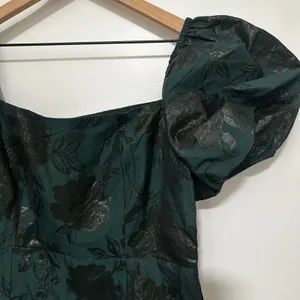 Altar'd State |‎ NWT Lionella Green Metallic Floral Puff Sleeve Mini Dress, L thumbnail 5