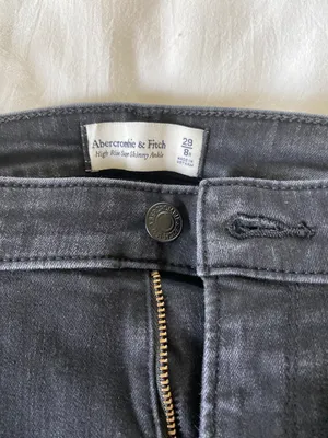 Black Jeans thumbnail 4