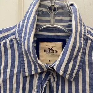 FINAL MARKDOWN Ladies hollister Blouse extra small thumbnail 3