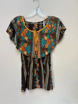 Vintage Handmade 70s Boho Floral Cape Sleeve Smocked Tunic Top thumbnail 9
