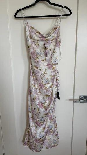 Lulus NWT Floral Midi Dress With Slit thumbnail 2