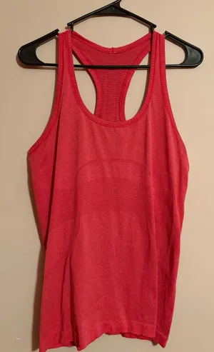 Lululemon Tank thumbnail 1
