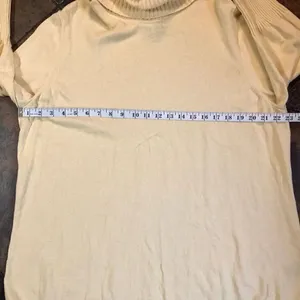 Avenue 22/24 Women’s Yellow Turtleneck Sweater thumbnail 6