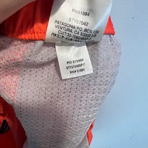 Patagonia - Barely Baggies 2.5” Neon Orange Athletic Outdoors Hiking Sports thumbnail 8