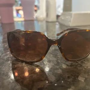 Jessica Simpson Brown Oversized Sunglasses thumbnail 2