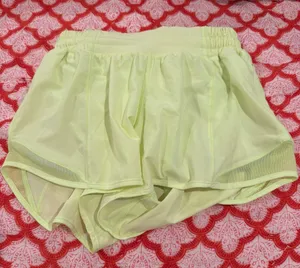 lululemon hotty hots thumbnail 1