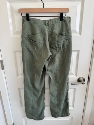 Athleta Low-Waisted Green Adjustable Lightweight Pants thumbnail 6