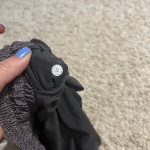 Lululemon Hotty Hot Shorts 4” Grey Size 10 thumbnail 6