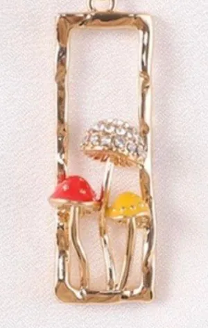 Boutique Mushroom Necklace thumbnail 1