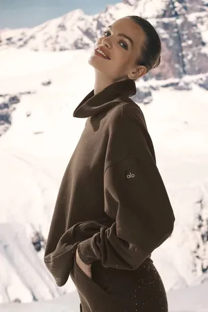 Hazy Mock Alo Yoga Neck Pullover thumbnail 2