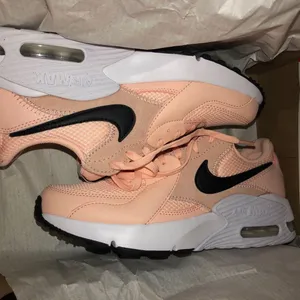 🆕 Nike Air Max Sneakers - Pink thumbnail 2
