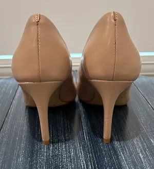 Kelly & Katie Pumps thumbnail 6