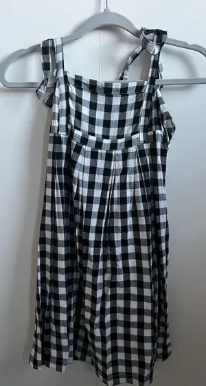 Old Navy black and white gingham midi dress with tie back detail. Size: XS #gingham #summerdress thumbnail 1