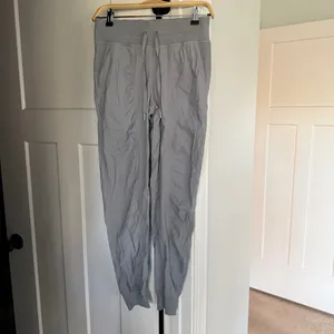 Lululemon Dance Studio Mid-Rise‎ Jogger Full Length - Rhino Grey thumbnail 3