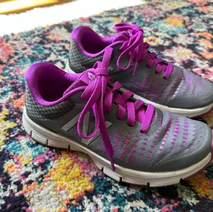 New Balance 775 Lace Up Running Sneakers Womens 7 Pink Gray thumbnail 1