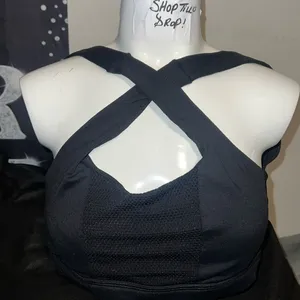 Strappy Sports bra Sexy Criss Cross Back Sports Bras Yoga Size Small/Medium thumbnail 2