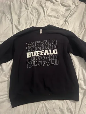 Buffalo crewneck  thumbnail 2