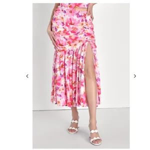 NWT Lulus Flourishing Favorite Floral Ruched Maxi Skirt Large IVORY/ PINK PURPLE thumbnail 3