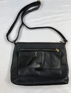 Fossil SKU 7461 Black Leather Crossbody Bag Purse thumbnail 1