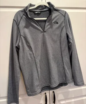 North Face Quarter Zip thumbnail 1